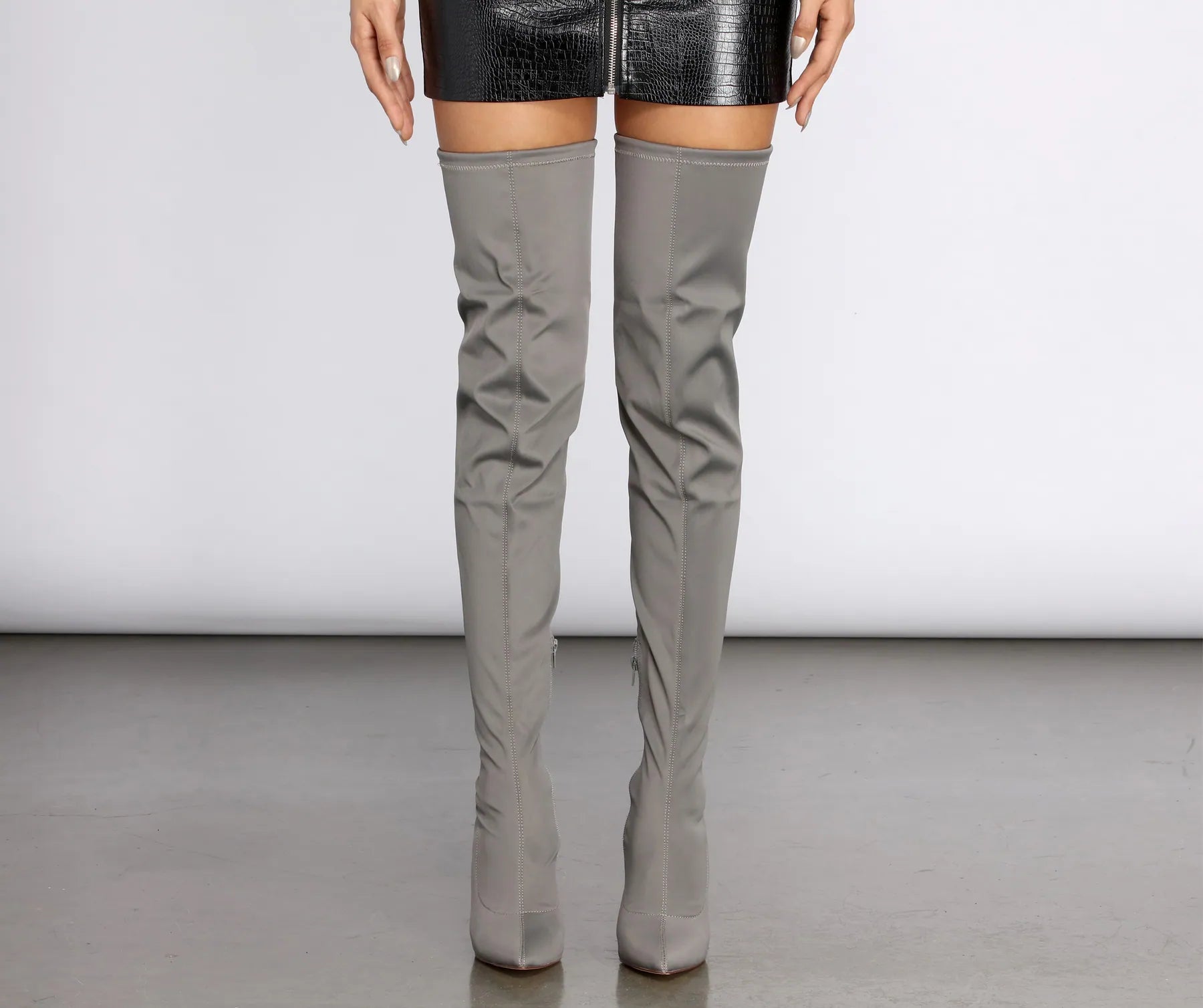 A Posh Vibe Thigh high Stiletto Boots